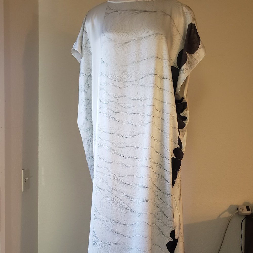 PAOM Various Projects Silk White Black And Silver Lounge MuMu S-XS